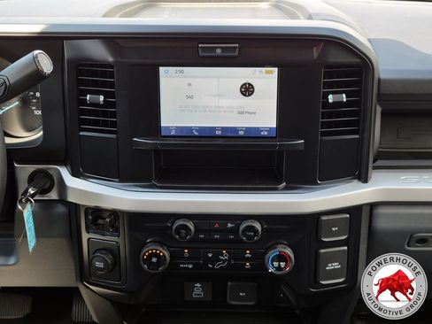 New 2026 Ford F450 XL w/ XL Chrome Package RWD image 21
