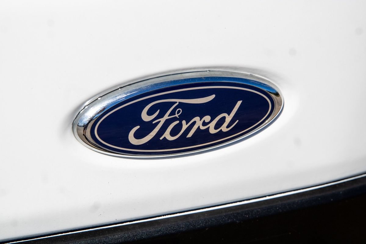 Used 2022 Ford Transit 250 Low Roof RWD image 38