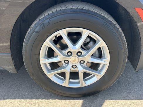 Certified 2024 Chevrolet Equinox LT AWD/4WD image 9