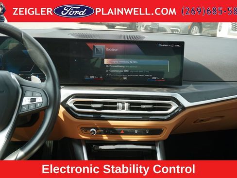 Used 2023 BMW 330e xDrive w/ Driving Assistance Package AWD/4WD image 15