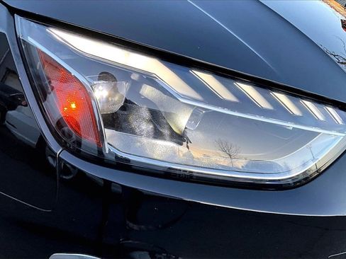 Used 2023 Audi A4 2.0T Premium w/ Convenience Package image 32