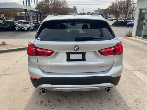 Used 2021 BMW X1 xDrive28i w/ Convenience Package image 6