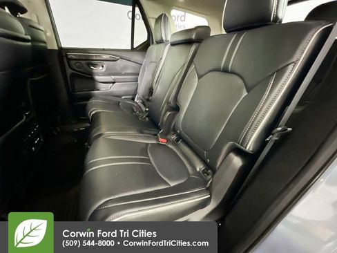 Used 2023 Honda Pilot Elite image 30