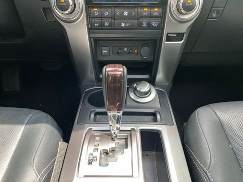 Used 2022 Toyota 4Runner Limited AWD/4WD image 24