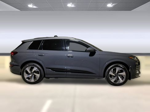Certified 2025 Audi Q6 e-tron Premium Plus w/ Premium Plus AWD/4WD image 8