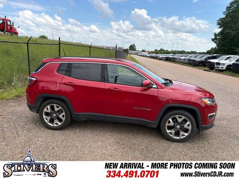 Used 2019 Jeep Compass Limited FWD image 6
