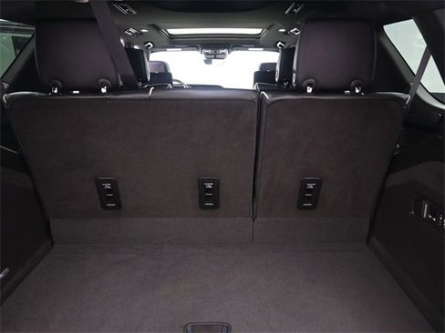 Used 2023 Cadillac Escalade Premium Luxury w/ Performance Package image 29