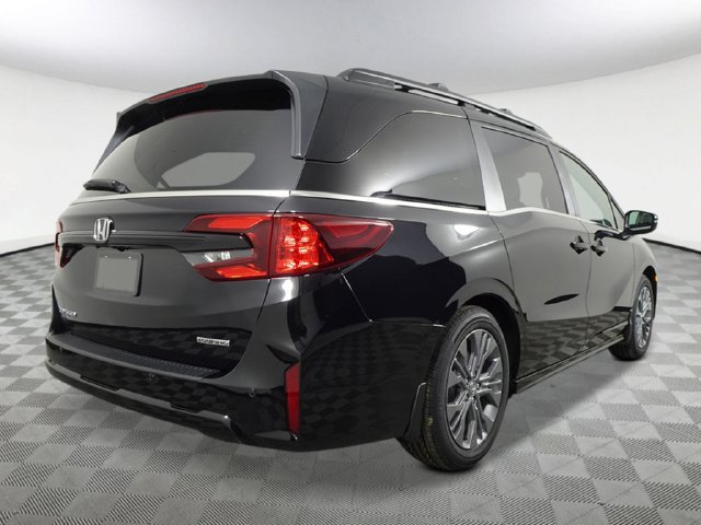 New 2027 Honda Odyssey Touring image 6