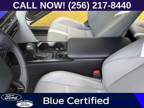 Used 2025 Toyota Camry SE FWD image 17