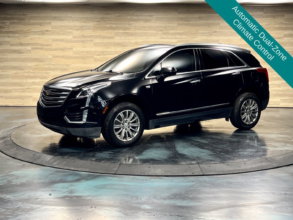 Used 2017 Cadillac XT5 Luxury w/ Driver Awareness Package FWD image 5