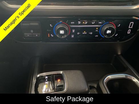 Used 2022 Chevrolet Silverado 1500 LT Trail Boss w/ LT Trail Boss Premium Package AWD/4WD image 7