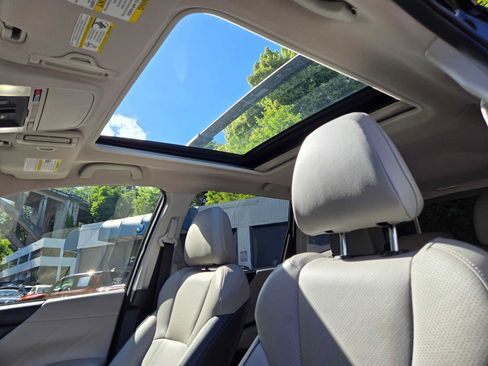 Used 2019 Subaru Forester Limited AWD/4WD image 22