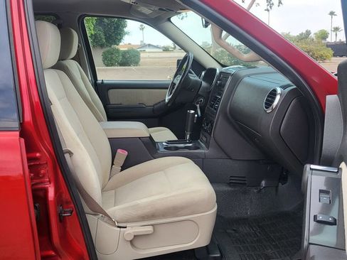 Used 2008 Ford Explorer Sport Trac XLT image 17