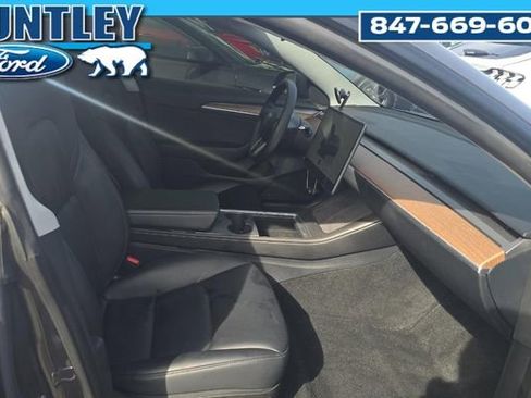 Used 2023 Tesla Model 3 Performance image 7