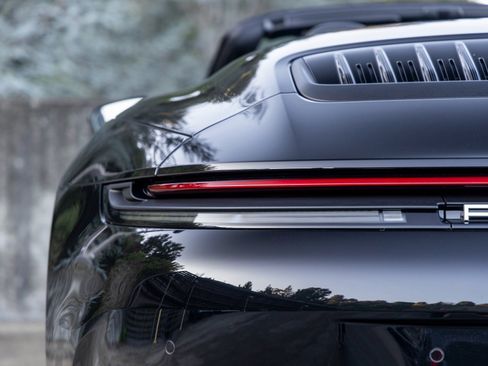 Certified 2025 Porsche 911 Carrera S image 18