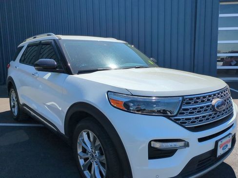 Certified 2021 Ford Explorer Limited w/ Equipment Group 301A image 4