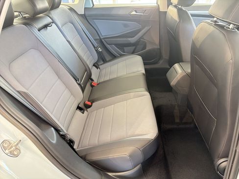 New 2026 Volkswagen Jetta SE FWD image 29