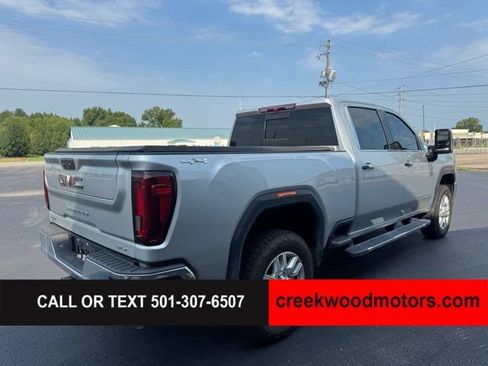 Used 2023 GMC Sierra 2500 SLT w/ SLT Convenience Package AWD/4WD image 4