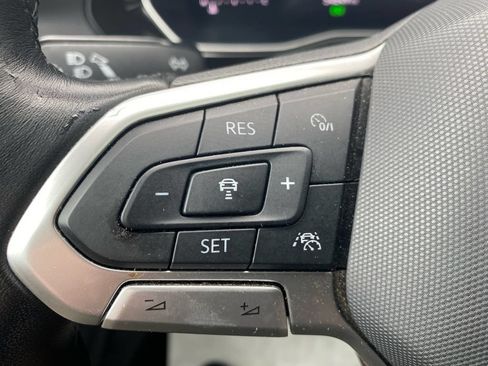 Used 2024 Volkswagen Jetta SE FWD image 33