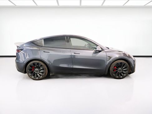 Used 2022 Tesla Model Y Performance image 24