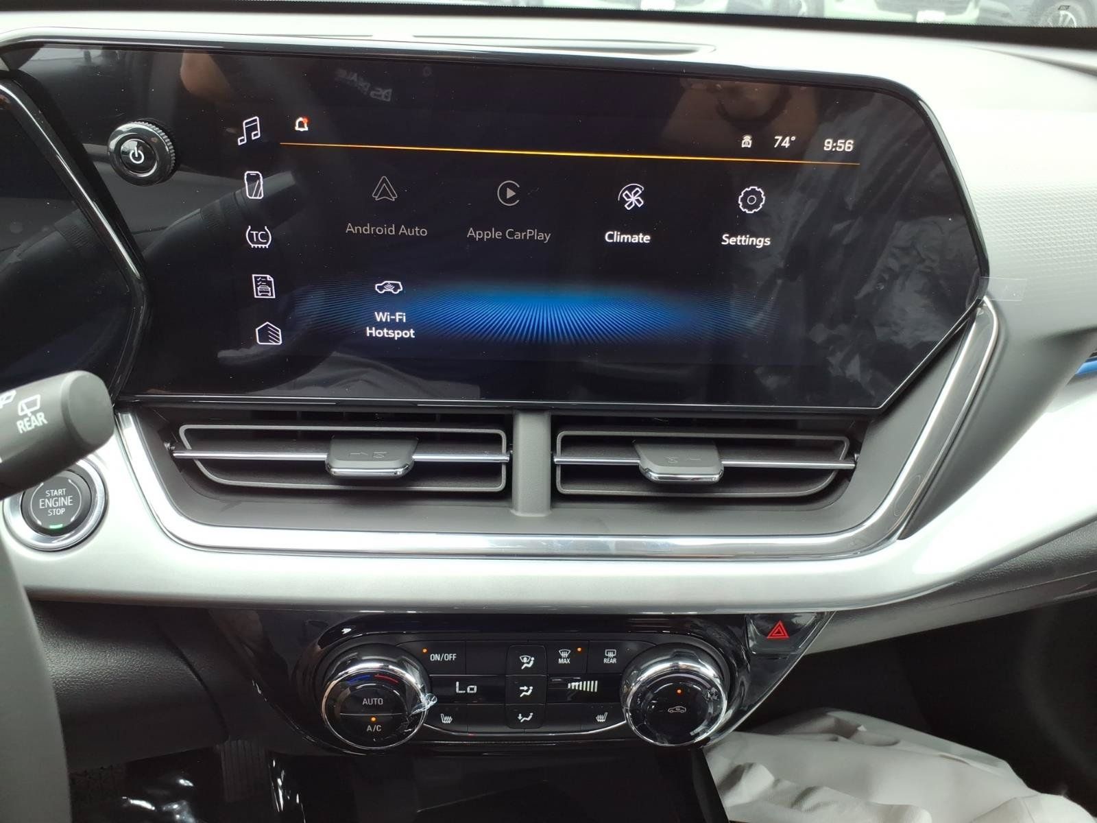 New 2026 Chevrolet Trax LT w/ Midnight Edition FWD image 11