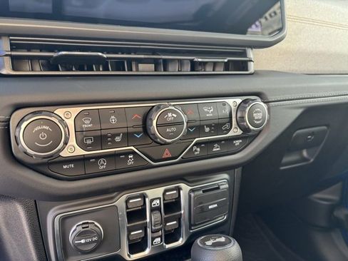 New 2025 Jeep Wrangler Sahara w/ Safety Group image 17