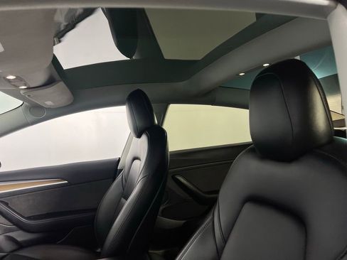 Used 2023 Tesla Model 3 Standard Range image 24