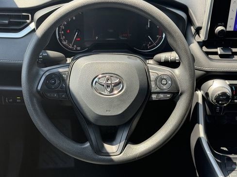 Certified 2025 Toyota RAV4 XLE FWD image 11