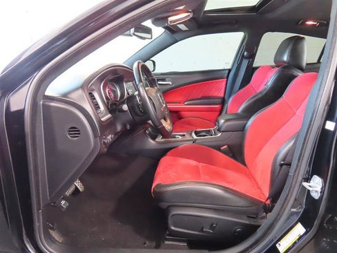 Used 2022 Dodge Charger Scat Pack RWD image 14