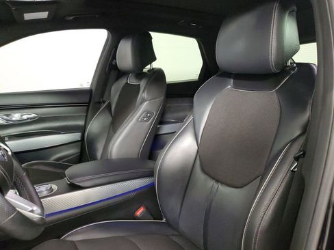 Used 2022 Genesis GV70 3.5T Sport image 24