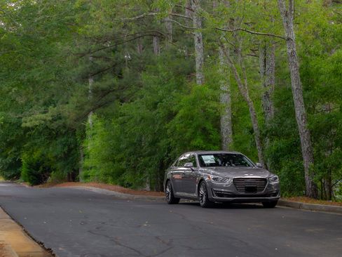 Used 2018 Genesis G90 5.0 Ultimate RWD image 36