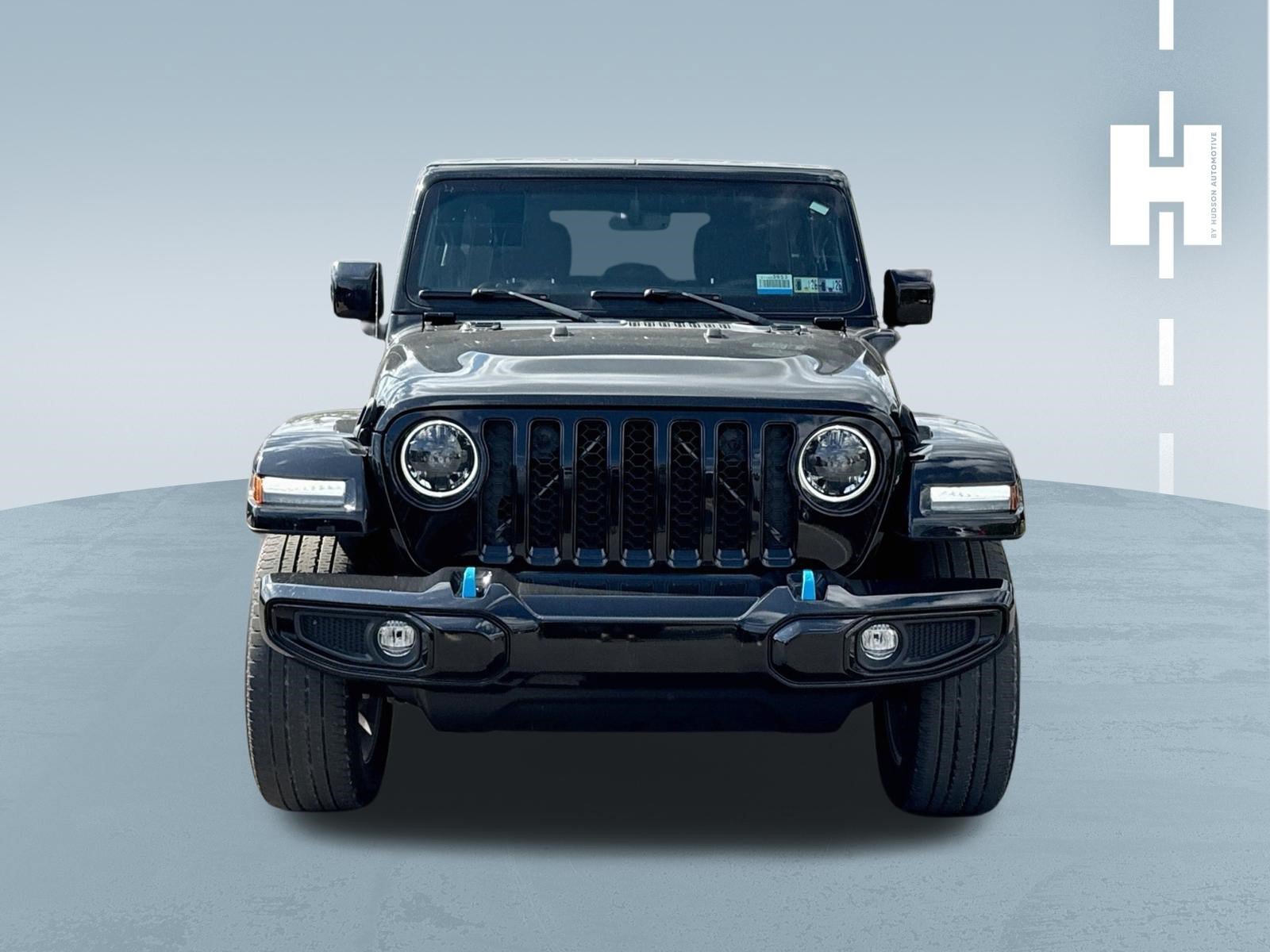 Used 2023 Jeep Wrangler Unlimited Sahara AWD/4WD image 2