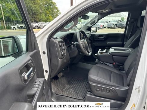 Used 2022 Chevrolet Silverado 1500 Custom AWD/4WD image 12