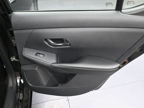 Used 2024 Nissan Sentra SV FWD image 26