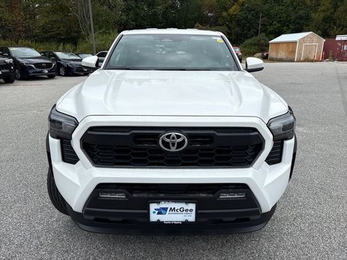 New 2025 Toyota Tacoma TRD Off-Road image 8