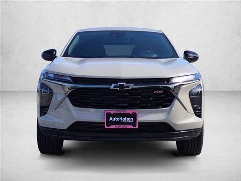 New 2026 Chevrolet Trax RS w/ Driver Confidence Package FWD image 2