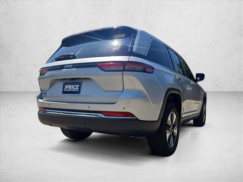 Used 2024 Jeep Grand Cherokee Limited 4xe AWD/4WD image 5