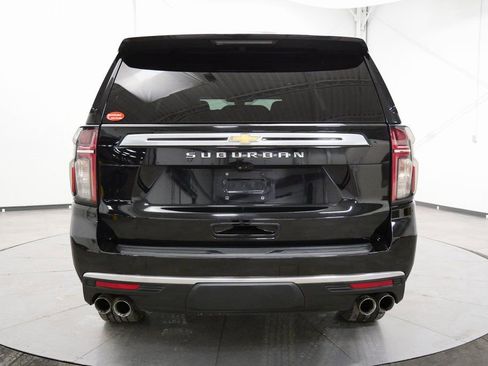 Used 2021 Chevrolet Suburban High Country w/ Premium Package image 6