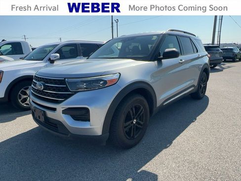 Used 2020 Ford Explorer XLT RWD image 1