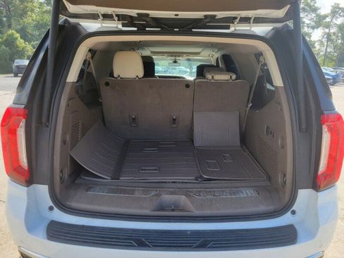 Used 2021 GMC Yukon XL Denali w/ Denali Ultimate Package image 5