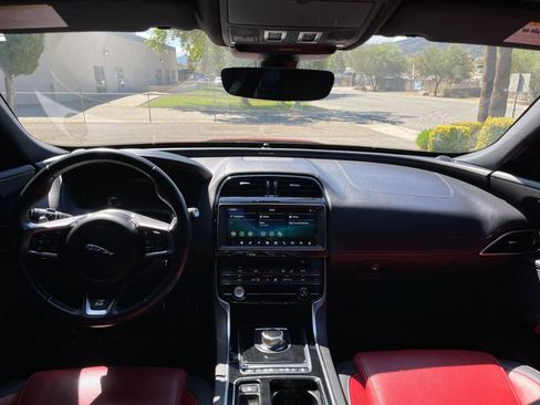 Used 2019 Jaguar XE Landmark Edition RWD image 13