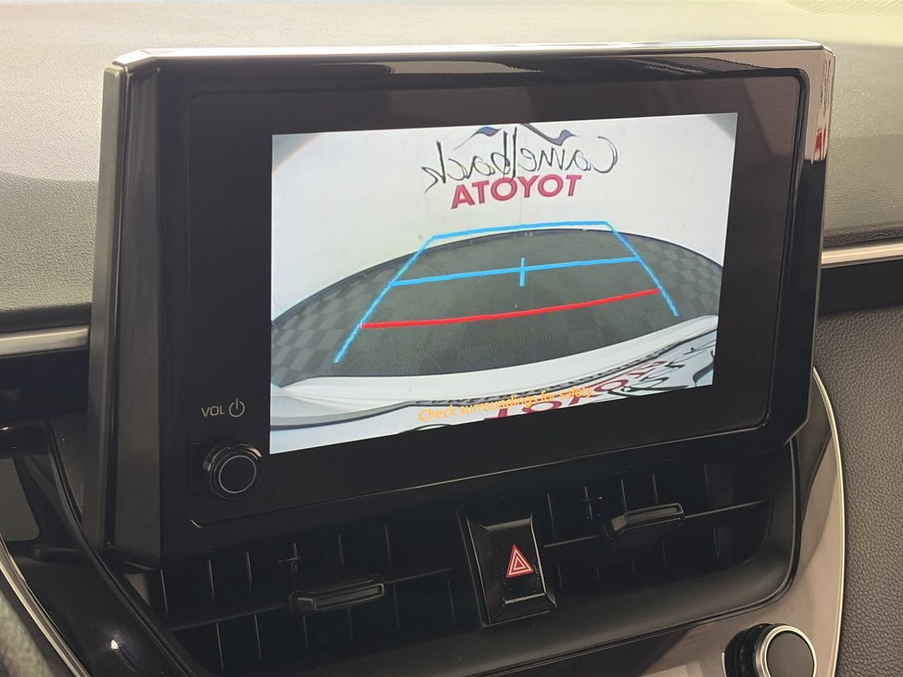 Used 2025 Toyota Corolla LE FWD image 16