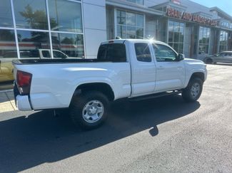 Used 2021 Toyota Tacoma SR w/ SR Convenience Package AWD/4WD video 3