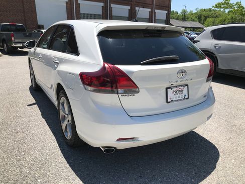 Used 2015 Toyota Venza XLE FWD image 5