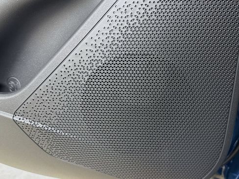 New 2026 Kia Niro Wave w/ Wave Preserve Package FWD image 28