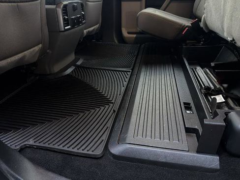 Certified 2020 Ford F250 XLT w/ XLT Premium Package image 35