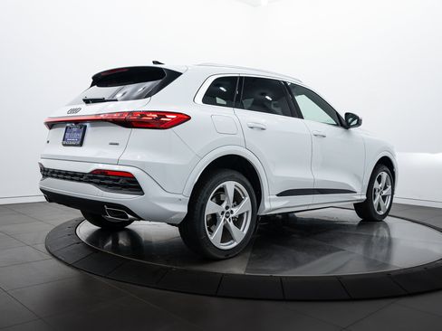 New 2025 Audi Q5 2.0T Premium Plus image 4