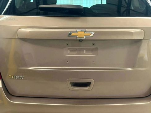 Used 2018 Chevrolet Trax LS image 11