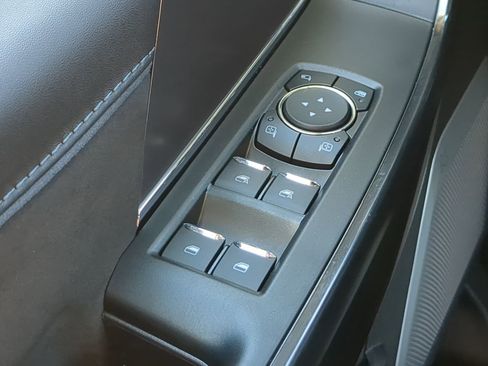 New 2025 Ford F150 Platinum w/ Equipment Group 702A High image 23