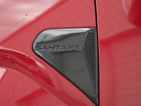Used 2025 Hyundai Santa Fe SEL AWD/4WD image 7